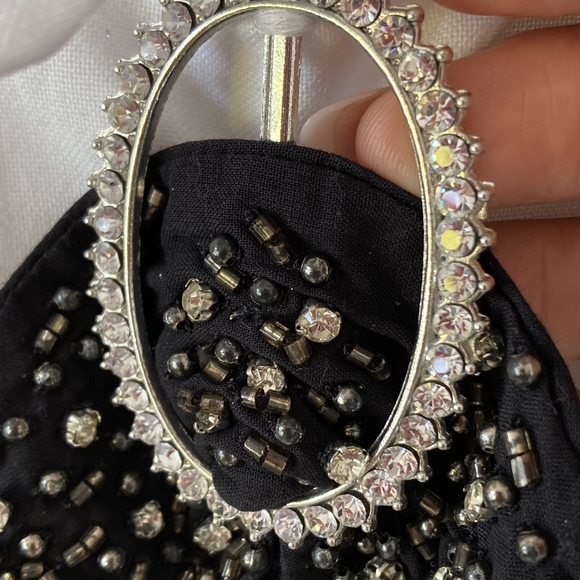 Pre-Loved Zara White Blouse with Intricate Embellishment Design Brooch UK Size M - Picture 10 of 13